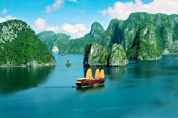 Ha Long Bay 1 day ***